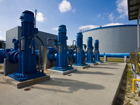 Sistemas de Bombeo en Procesos Industriales